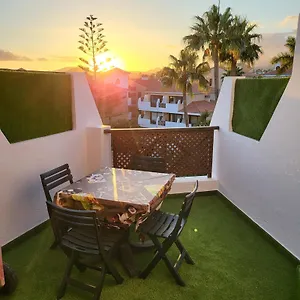 Apartamento Moderno Y Luminoso Atico Con Vistas Y Piscina, San Miguel de Abona